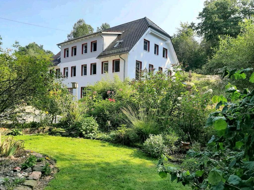 Alte Muehle Hotel Holzminden Exterior photo